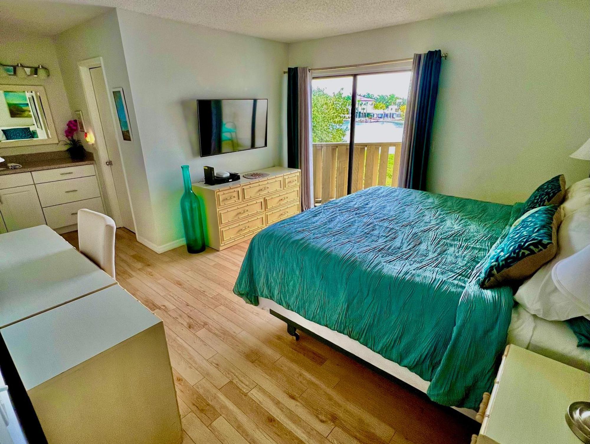 Luxury Waterfront Views - Heated Pool - 1400Sf Duplex - Minutes To The Beach Siesta Key Extérieur photo